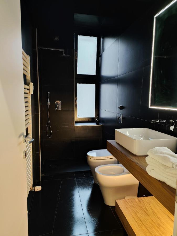 Designed Pop Apartment 2 Bedrooms, 2 Baths In Milan Center - Wifi, Ac, Steps From Subway M1 And M2, Central Station And Airport Connected Exterior photo